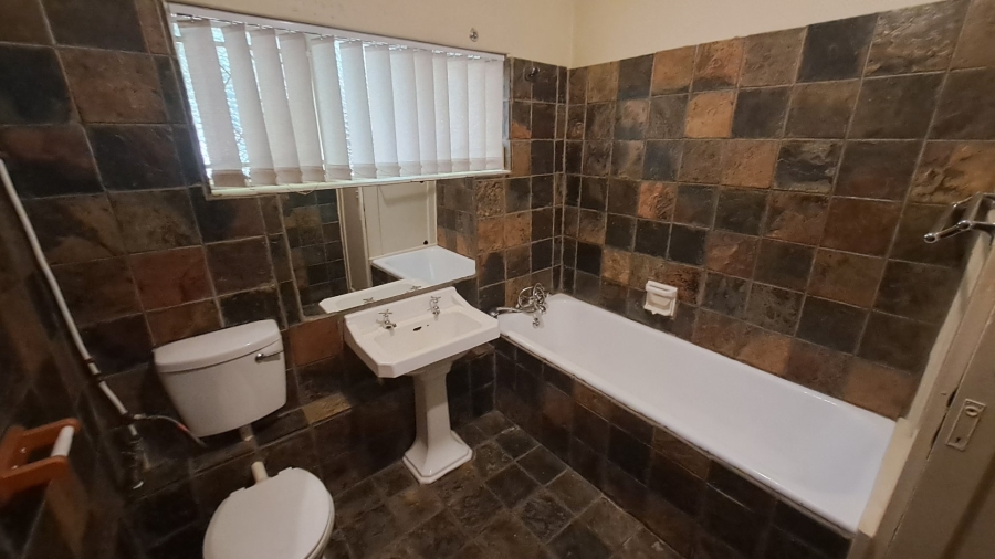 5 Bedroom Property for Sale in Westdene Free State